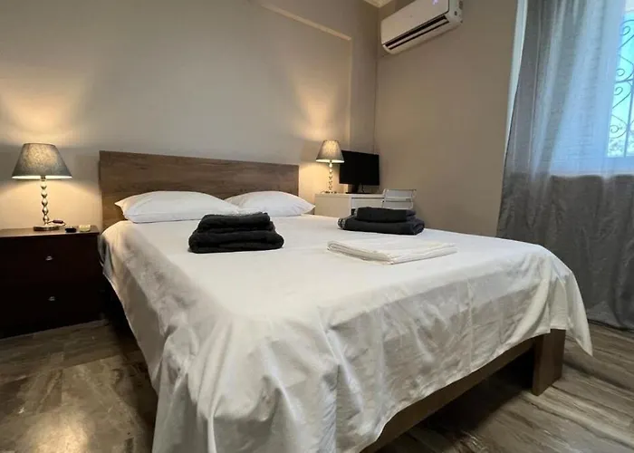 Zoufi's In The Heart Of The Old Town Apartamento Patras