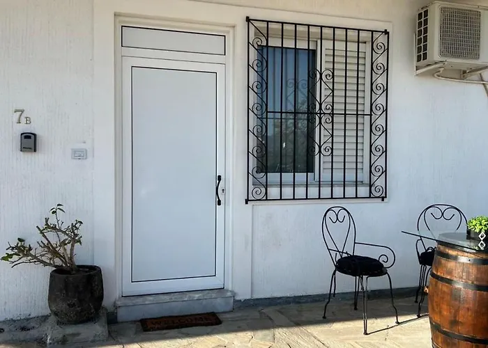 Apartamento Zoufi's In The Heart Of The Old Town Patras